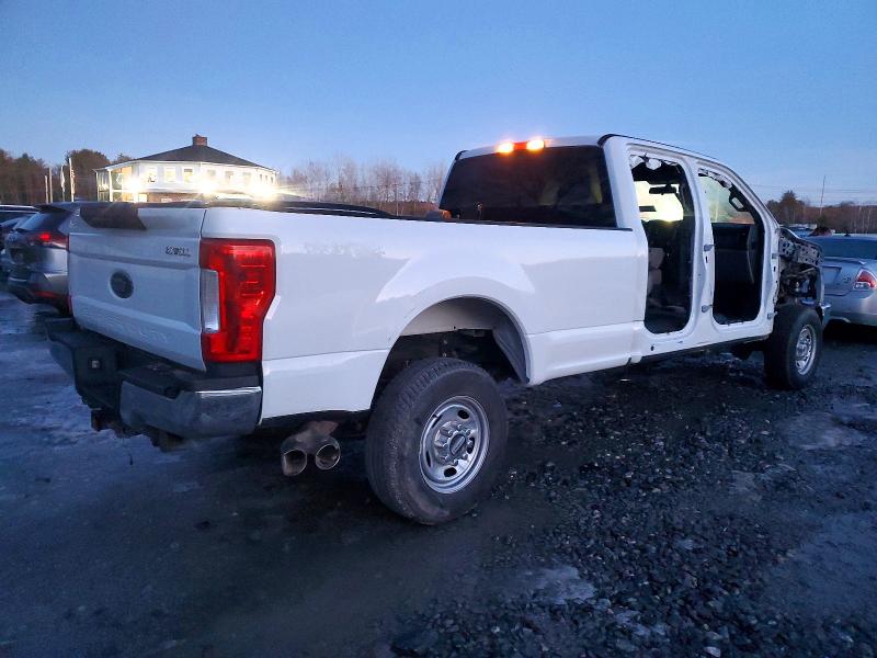 Photo 3 from auction – 2017 FORD F250 with VIN 1FT7W2BT4HEE56274