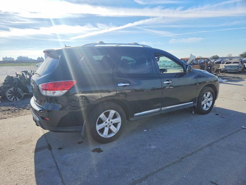 Photo 3 from auction – 2014 NISSAN PATHFINDER with VIN 5N1AR2MN1EC715771