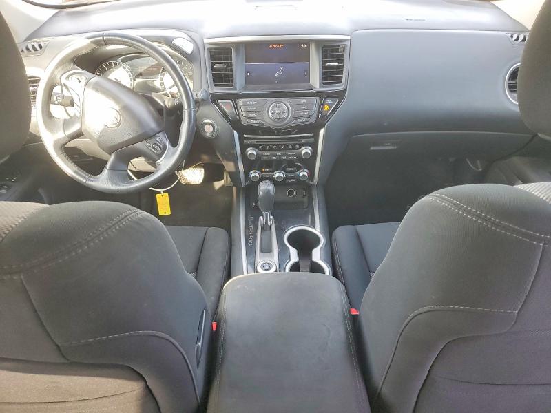 Photo 8 from auction – 2017 NISSAN PATHFINDER with VIN 5N1DR2MM7HC616591