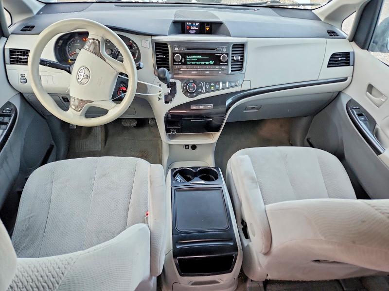 Photo 8 from auction – 2013 TOYOTA SIENNA LE with VIN 5TDKK3DC9DS387238