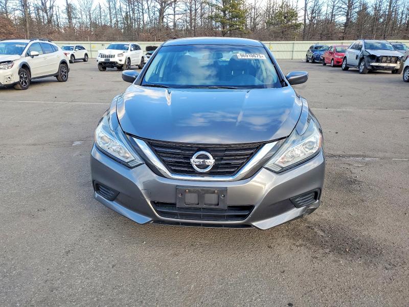 Photo 5 from auction – 2017 NISSAN ALTIMA 2.5 with VIN 1N4AL3AP1HN359645