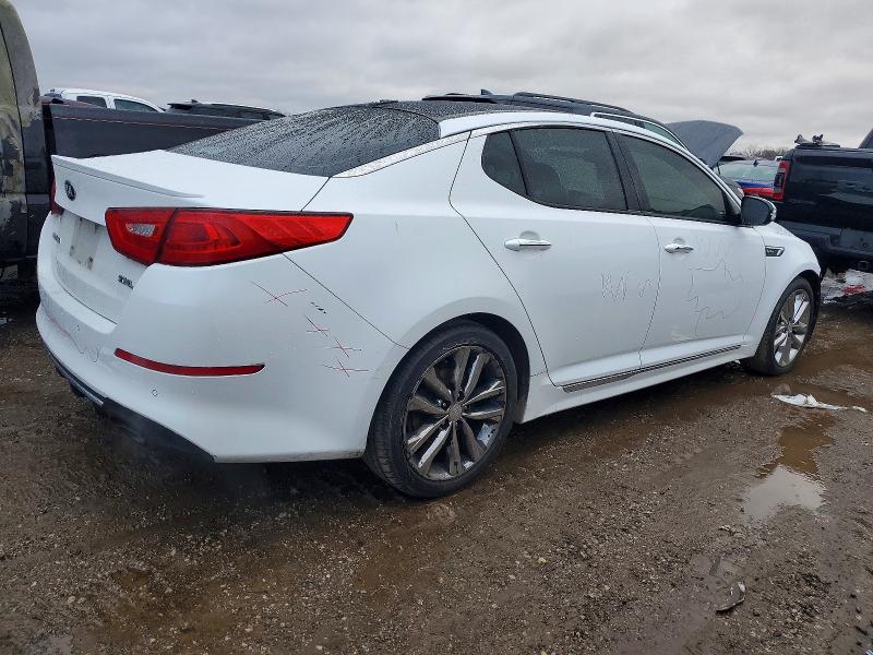 Photo 3 from auction – 2015 KIA OPTIMA with VIN 5XXGR4A65FG476136