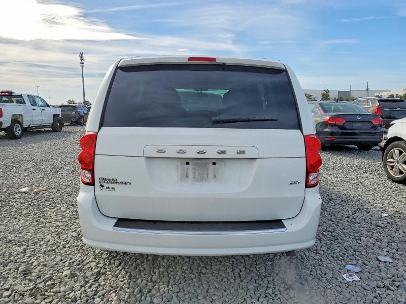 Photo 6 from auction – 2014 DODGE GRAND CARA with VIN 2C4RDGCG0ER384405