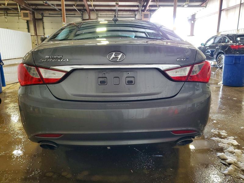 Photo 6 from auction – 2012 HYUNDAI SONATA SE with VIN 5NPEC4AB0CH420496