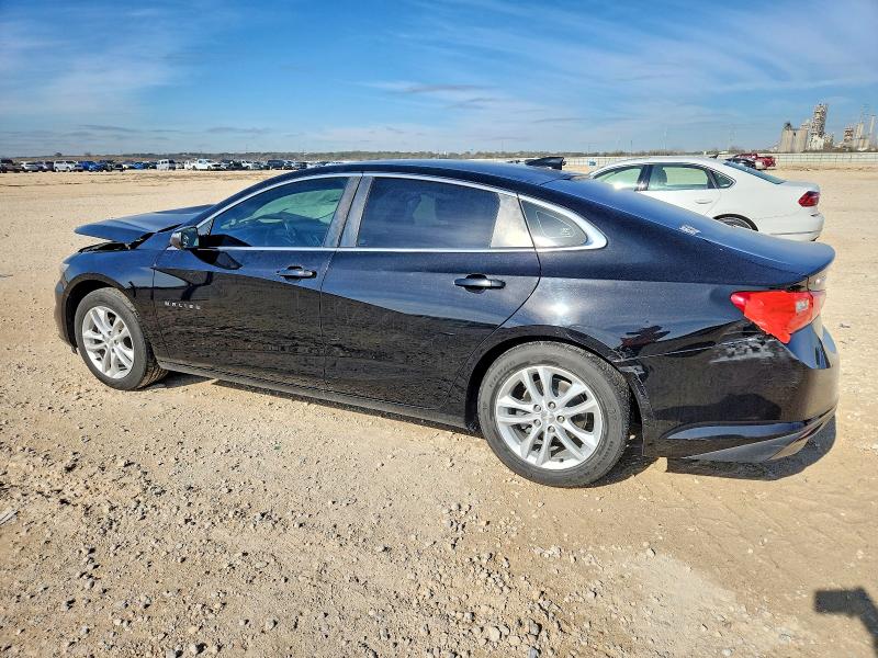 Photo 2 from auction – 2018 CHEVROLET MALIBU with VIN 1G1ZD5ST3JF216920