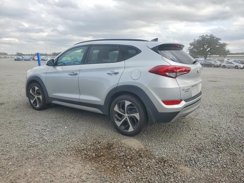 Photo 2 from auction – 2017 HYUNDAI TUCSON LIM with VIN KM8J3CA21HU394573