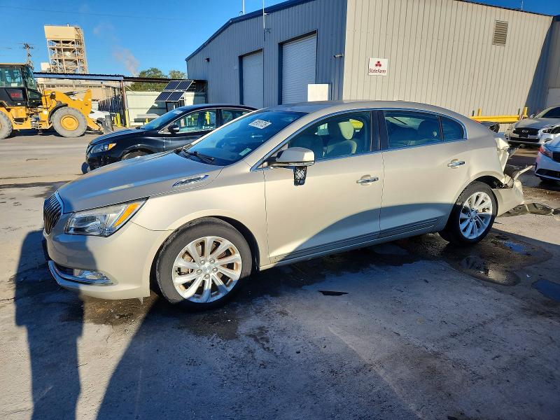 BUICK LACROSSE 2016 with VIN 1G4GB5G37GF162992 - Photo from auction