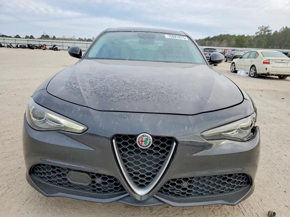 Photo 5 from auction – 2017 ALFA ROMEO GIULIA TI with VIN ZARFAEEN6H7559246