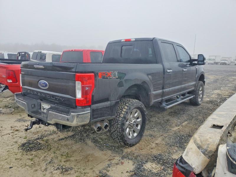 Photo 3 from auction – 2017 FORD F250 with VIN 1FT7W2BT8HEC93533