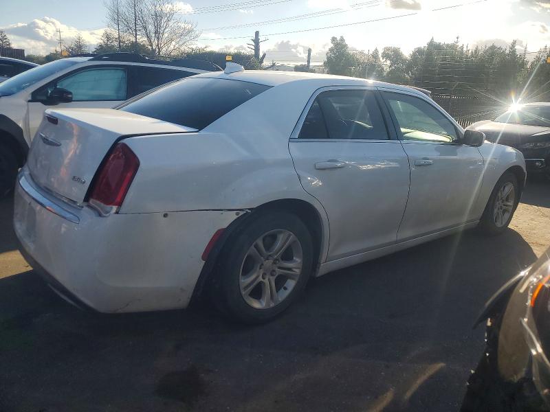 Фото 3 с аукциона – 2016 CHRYSLER 300 LIMITE с VIN 2C3CCAAG9GH206840