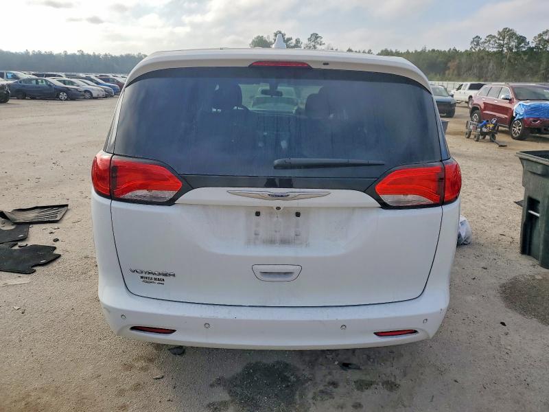 Photo 6 from auction – 2020 CHRYSLER VOYAGER LX with VIN 2C4RC1CG0LR134269