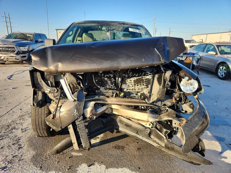 Photo 5 from auction – 2005 FORD F150 with VIN 1FTPX12595NA92857