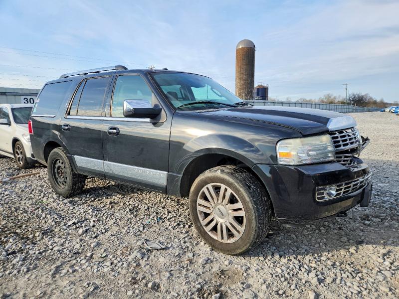 Photo 4 from auction – 2014 LINCOLN NAVIGATOR with VIN 5LMJJ2H50EEL06986