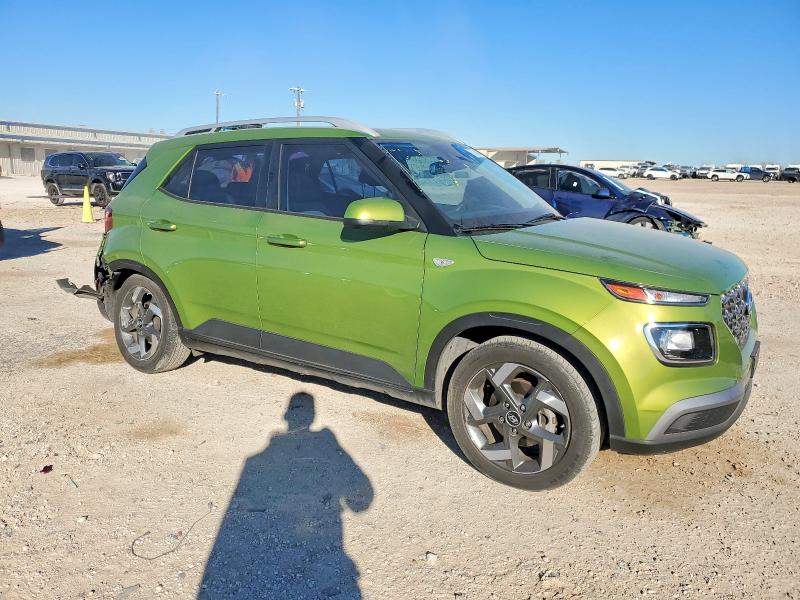 Photo 4 from auction – 2022 HYUNDAI VENUE SEL with VIN KMHRC8A37NU173306