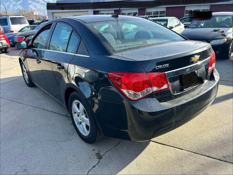 Photo 3 from auction – 2014 CHEVROLET CRUZE LT with VIN 1G1PC5SB4E7403701