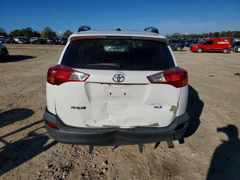 Photo 6 from auction – 2015 TOYOTA RAV4 XLE with VIN 2T3WFREV4FW209070