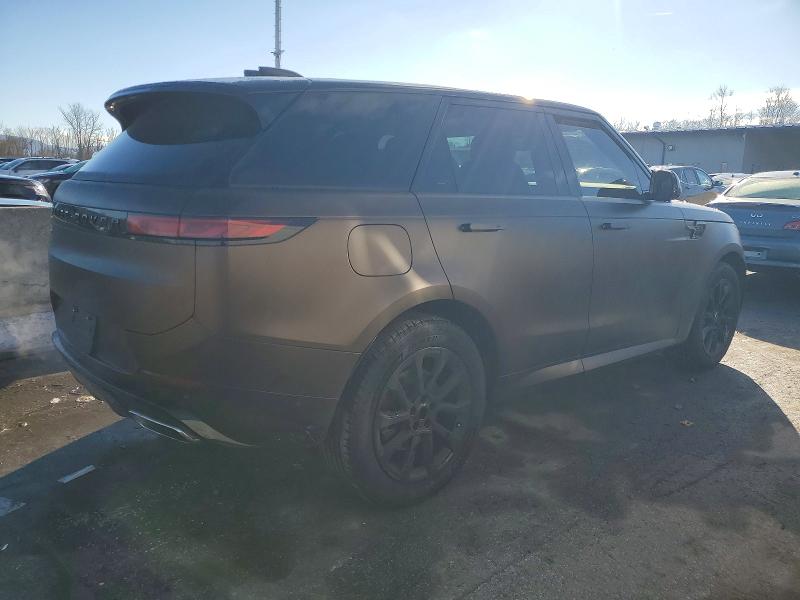 Photo 3 from auction – 2024 LAND ROVER RANGE ROVE with VIN SAL1L9FU2RA410132