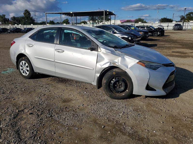 Photo 4 from auction – 2017 TOYOTA COROLLA L with VIN 5YFBURHE6HP728506