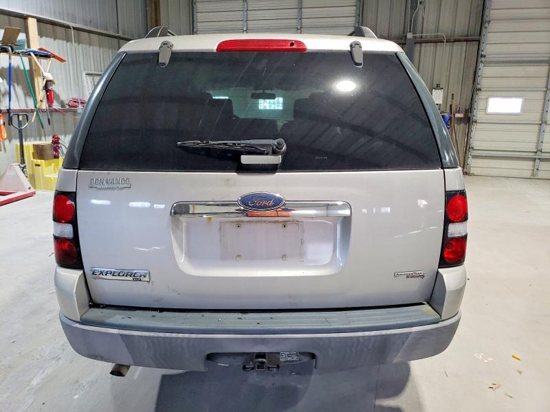 Photo 6 from auction – 2006 FORD EXPLORER with VIN 1FMEU73E66UB38245