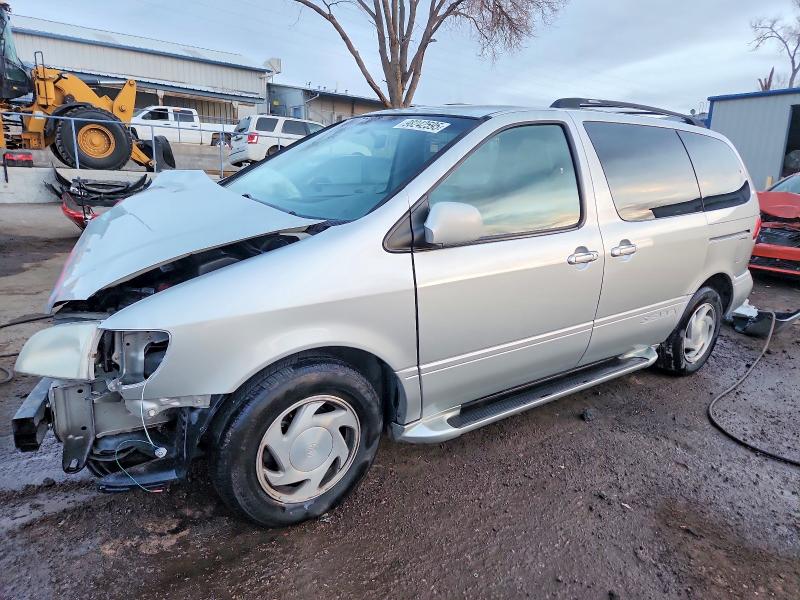 TOYOTA SIENNA LE 2002 with VIN 4T3ZF13C02U455320 - Photo from auction