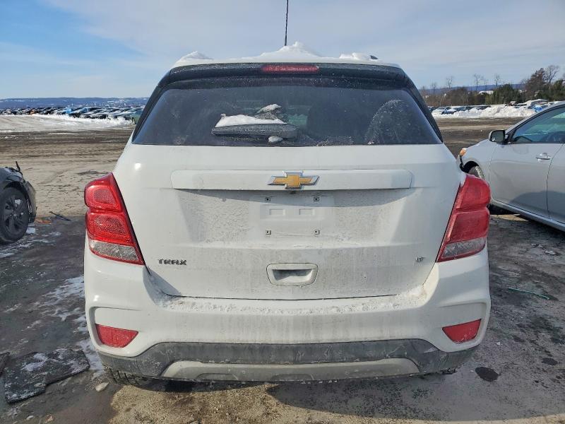 Photo 6 from auction – 2017 CHEVROLET TRAX with VIN KL7CJLSB1HB183061