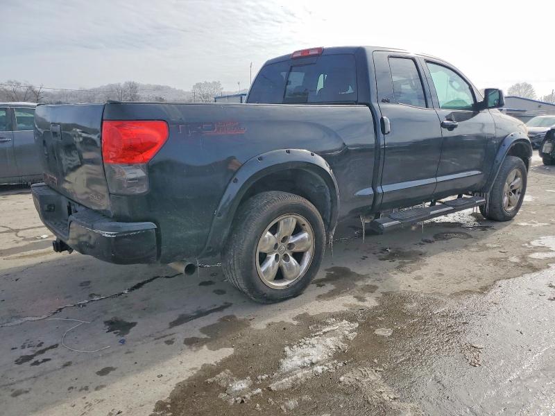Photo 3 from auction – 2011 TOYOTA TUNDRA with VIN 5TFUM5F16BX016796