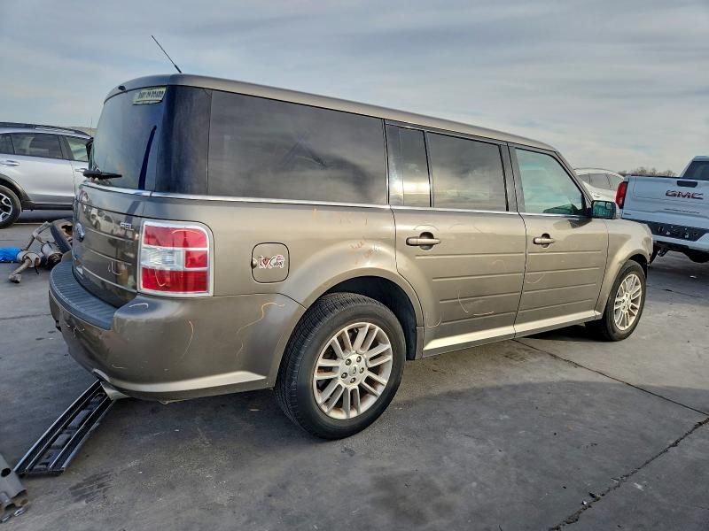 Photo 3 from auction – 2013 FORD FLEX SEL with VIN 2FMGK5C86DBD36002