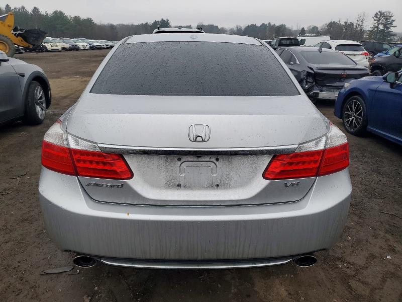 Photo 6 from auction – 2013 HONDA ACCORD with VIN 1HGCR3F82DA026344