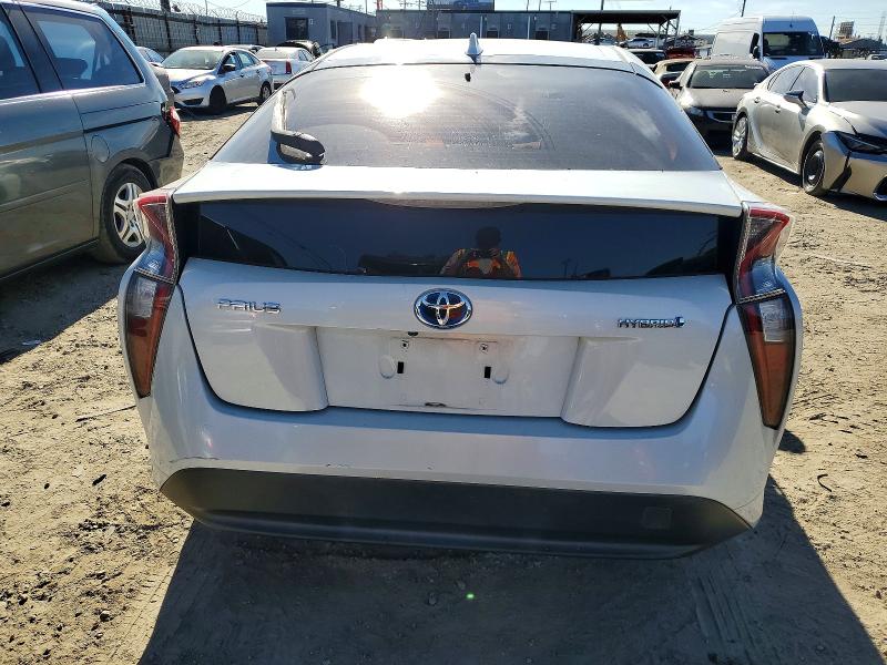 Photo 6 from auction – 2017 TOYOTA PRIUS with VIN JTDKBRFU1H3548987