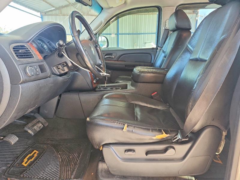 Photo 7 from auction – 2007 CHEVROLET TAHOE with VIN 1GNFC13077R354243