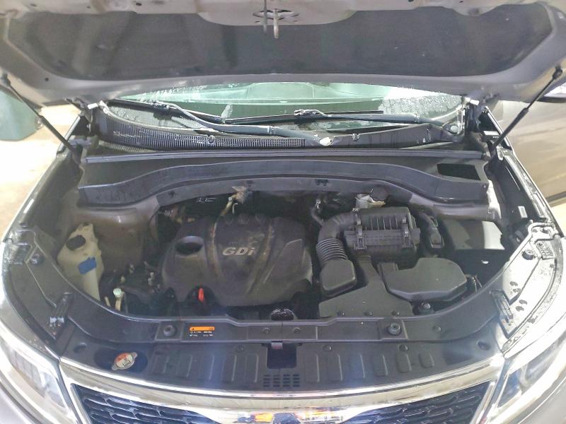 Photo 12 from auction – 2014 KIA SORENTO with VIN 5XYKTCA64EG503794
