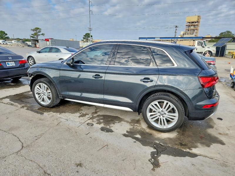 Photo 2 from auction – 2019 AUDI Q5 PREMIUM with VIN WA1BNAFY2K2105153