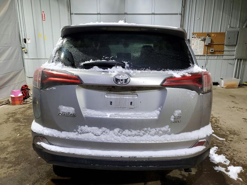 Photo 6 from auction – 2018 TOYOTA RAV4 LE with VIN JTMBFREV8JJ201981