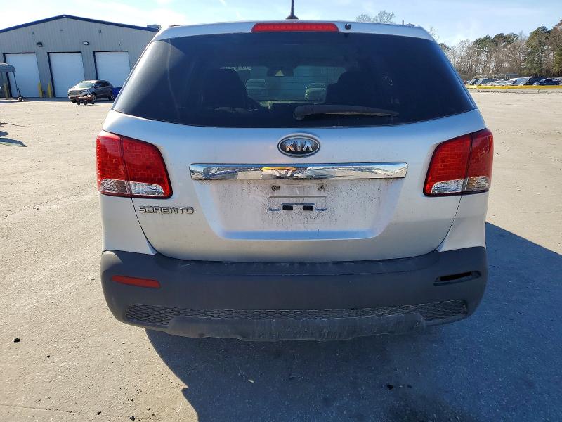 Photo 6 from auction – 2012 KIA SORENTO with VIN 5XYKT4A13CG213635