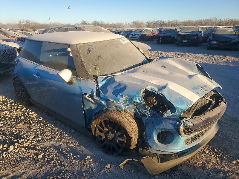 Photo 4 from auction – 2017 MINI COOPER with VIN WMWXP5C51H3C63798