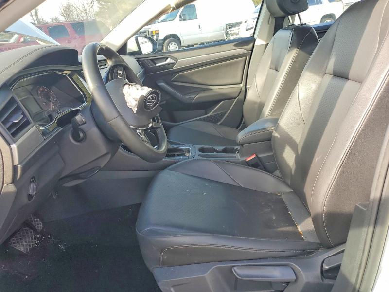 Photo 7 from auction – 2020 VOLKSWAGEN JETTA with VIN 3VWCB7BU8LM001833
