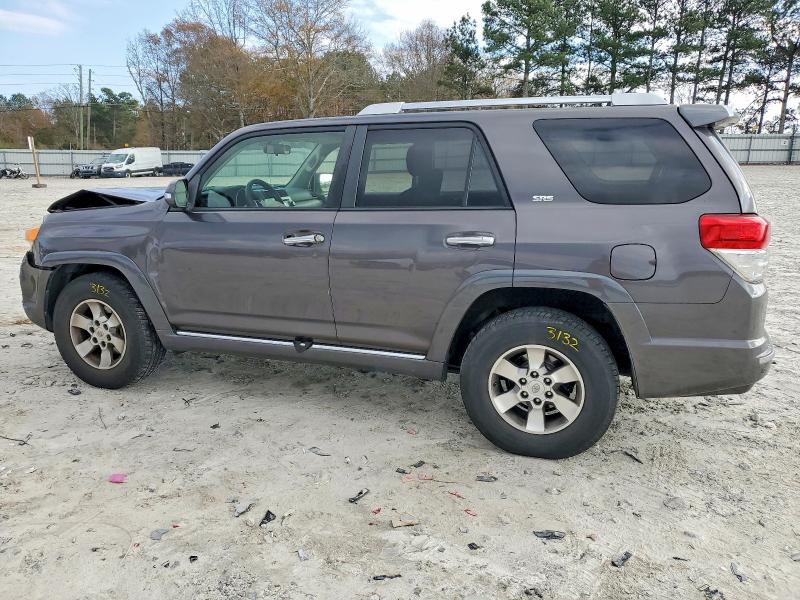 Photo 2 from auction – 2013 TOYOTA 4RUNNER SR with VIN JTEZU5JR3D5054791