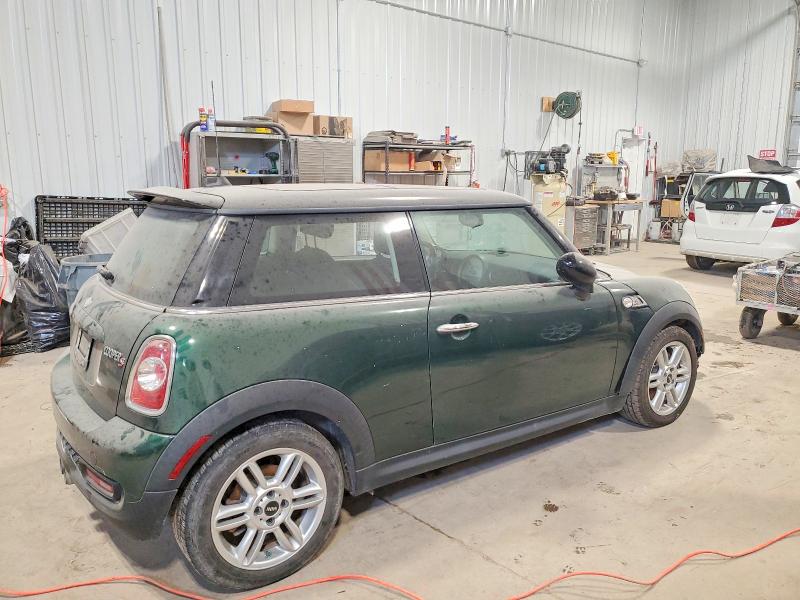 Photo 3 from auction – 2011 MINI COOPER S with VIN WMWSV3C58BTY16021