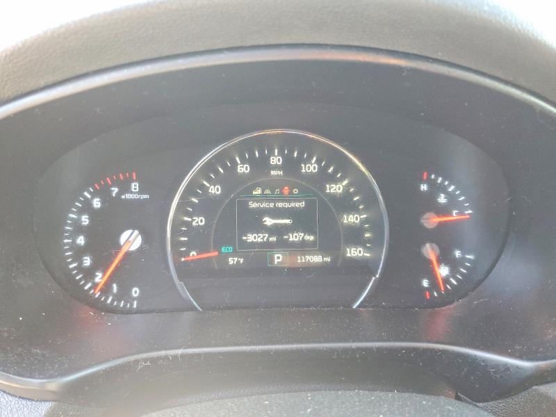Photo 9 from auction – 2018 KIA SORENTO LX with VIN 5XYPGDA36JG396358