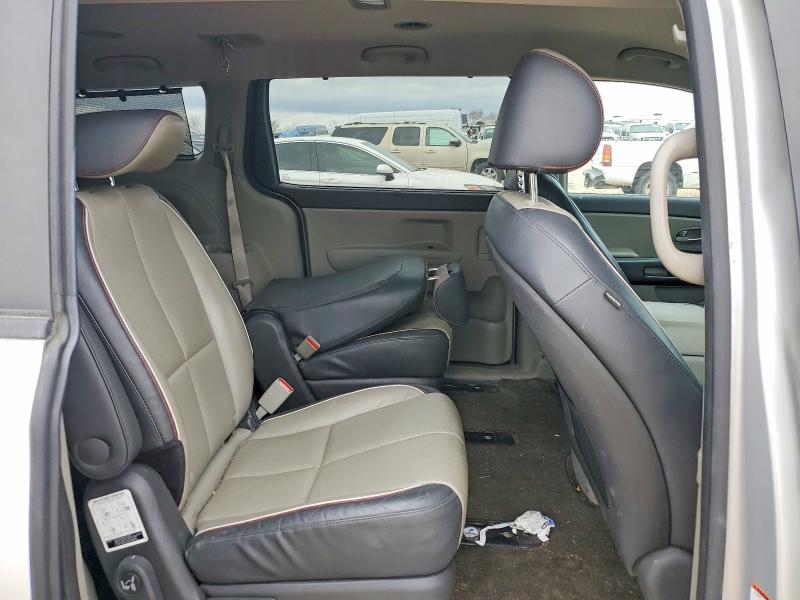 Photo 11 from auction – 2017 KIA SEDONA with VIN KNDMB5C19H6240816