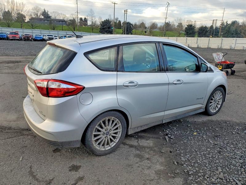 Photo 3 from auction – 2013 FORD C-MAX SE with VIN 1FADP5AU0DL544990