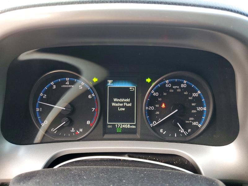 Photo 9 from auction – 2017 TOYOTA RAV4 with VIN 2T3WFREV0HW369157