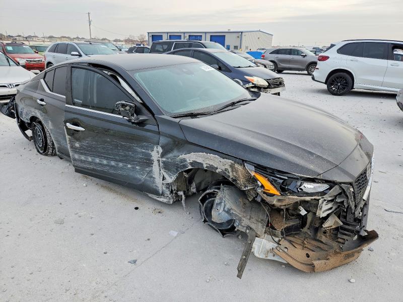 Photo 4 from auction – 2022 NISSAN ALTIMA with VIN 1N4BL4BV5NN336954