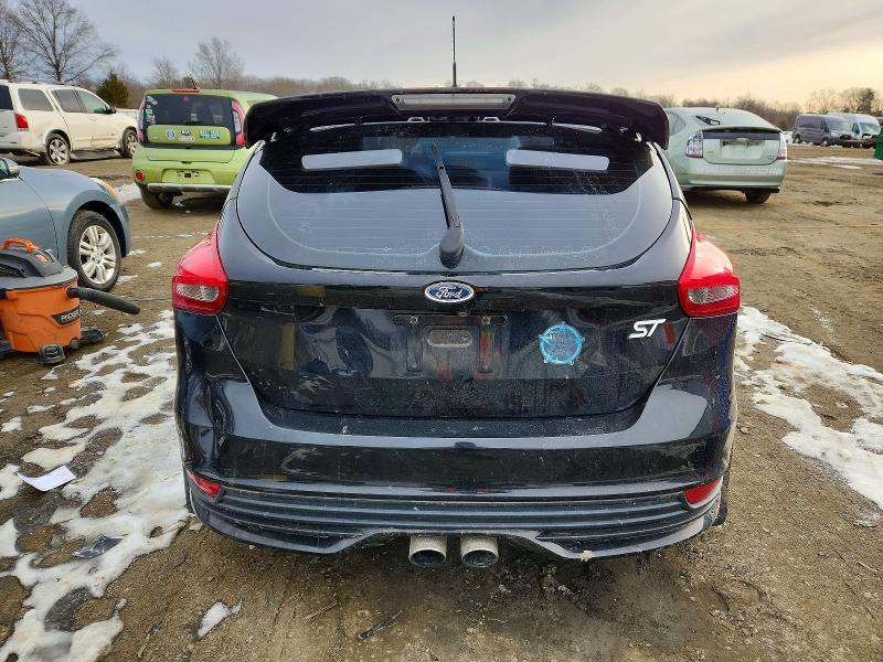 Фото 6 с аукциона – 2016 FORD FOCUS ST с VIN 1FADP3L90GL342538