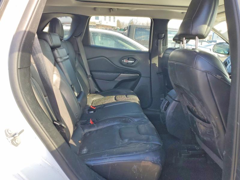 Photo 11 from auction – 2019 JEEP CHEROKEE with VIN 1C4PJMDX1KD369813