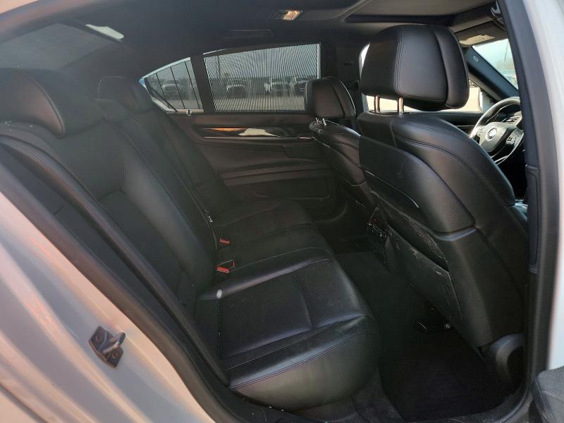 Photo 10 from auction – 2014 BMW 750 with VIN WBAYA8C56ED228233
