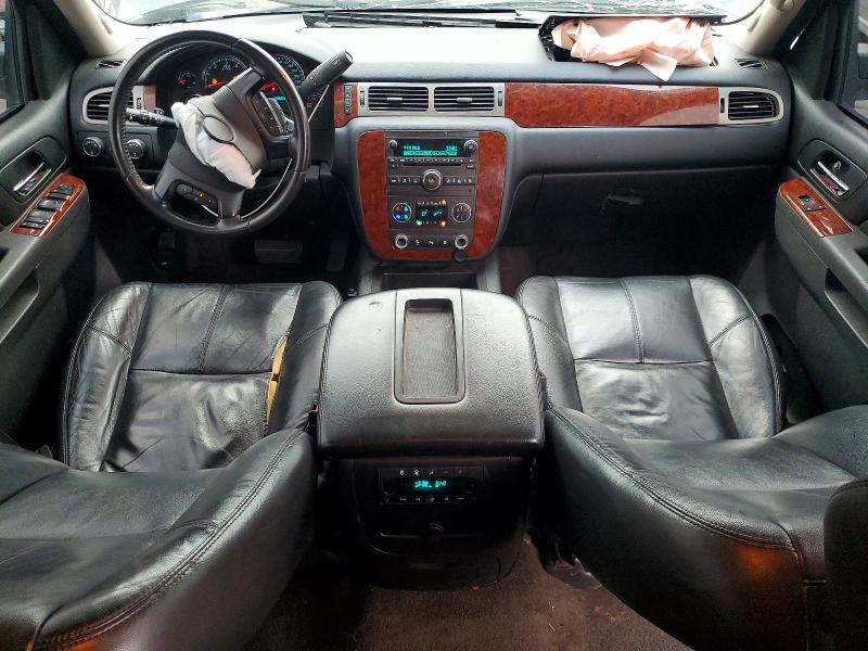 Photo 8 from auction – 2010 CHEVROLET TAHOE K150 with VIN 1GNUKBE06AR119689