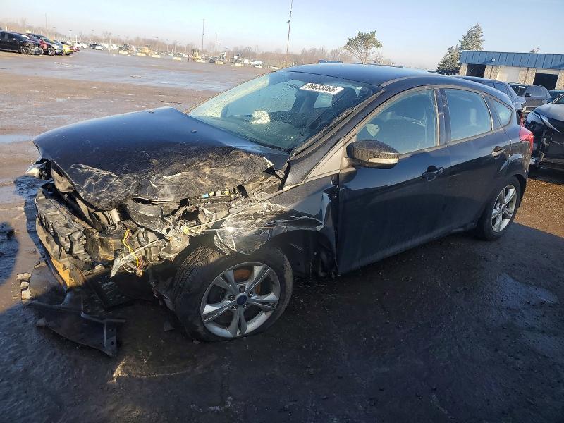 FORD FOCUS SE 2014 مع رقم تعريف المركبة 1FADP3K27EL101254 - صورة من المزاد