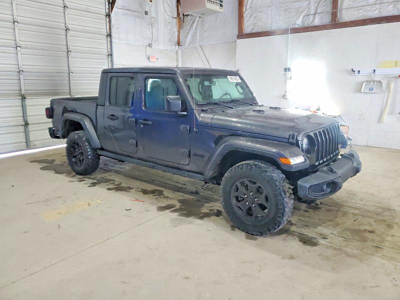 Photo 4 from auction – 2021 JEEP GLADIATOR with VIN 1C6HJTAG6ML614155