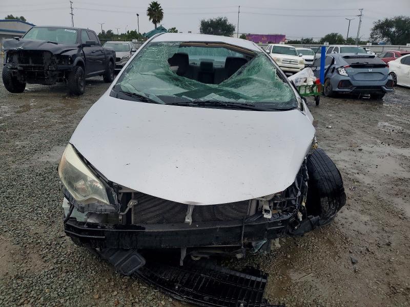 Photo 5 from auction – 2016 TOYOTA COROLLA with VIN 5YFBURHE7GP482421
